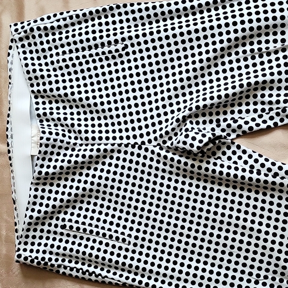 Chico's EUC women's black & white poka dot knit ankle pants size 2/L/12 - Picture 4 of 7